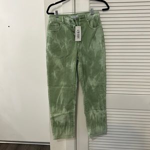 12th Tribe jeans: green tie-dye boyfriend, high-rise jeans in size M